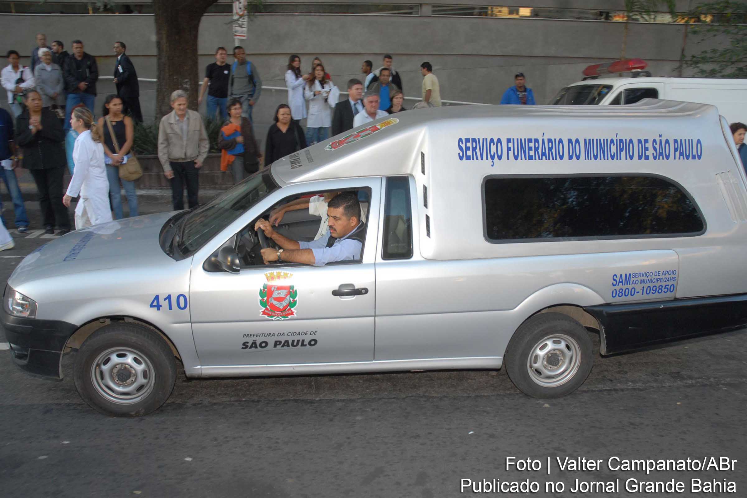 Morre senador ACM em São Paulo