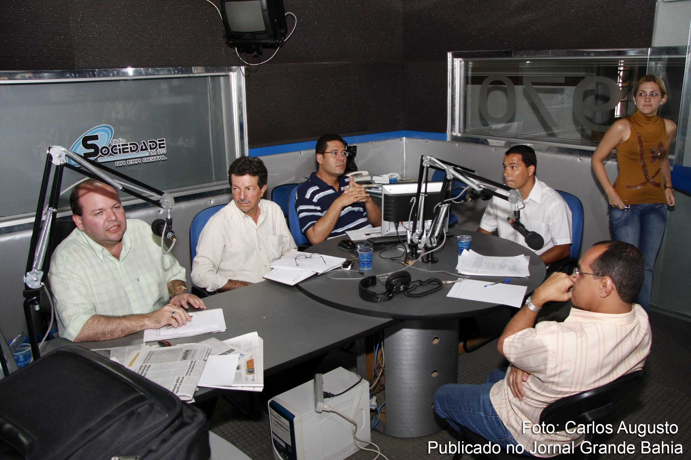 Debate político mobiliza sociedade de Feira de Santana