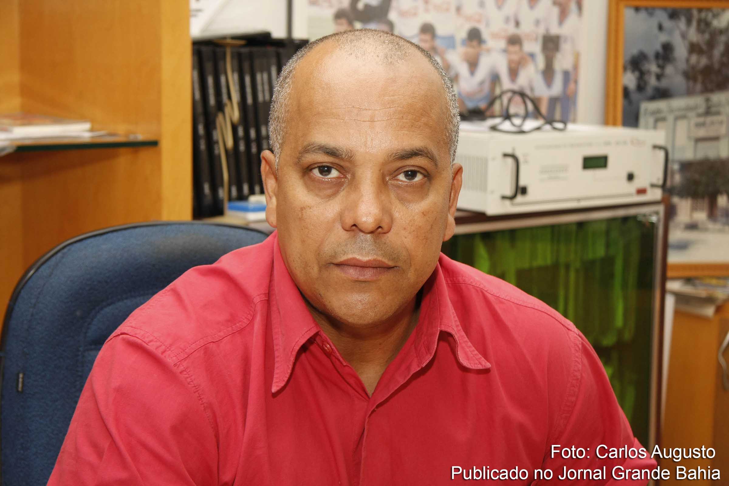 Joilton Antônio Freitas Matos, âncora do Rotativo News.