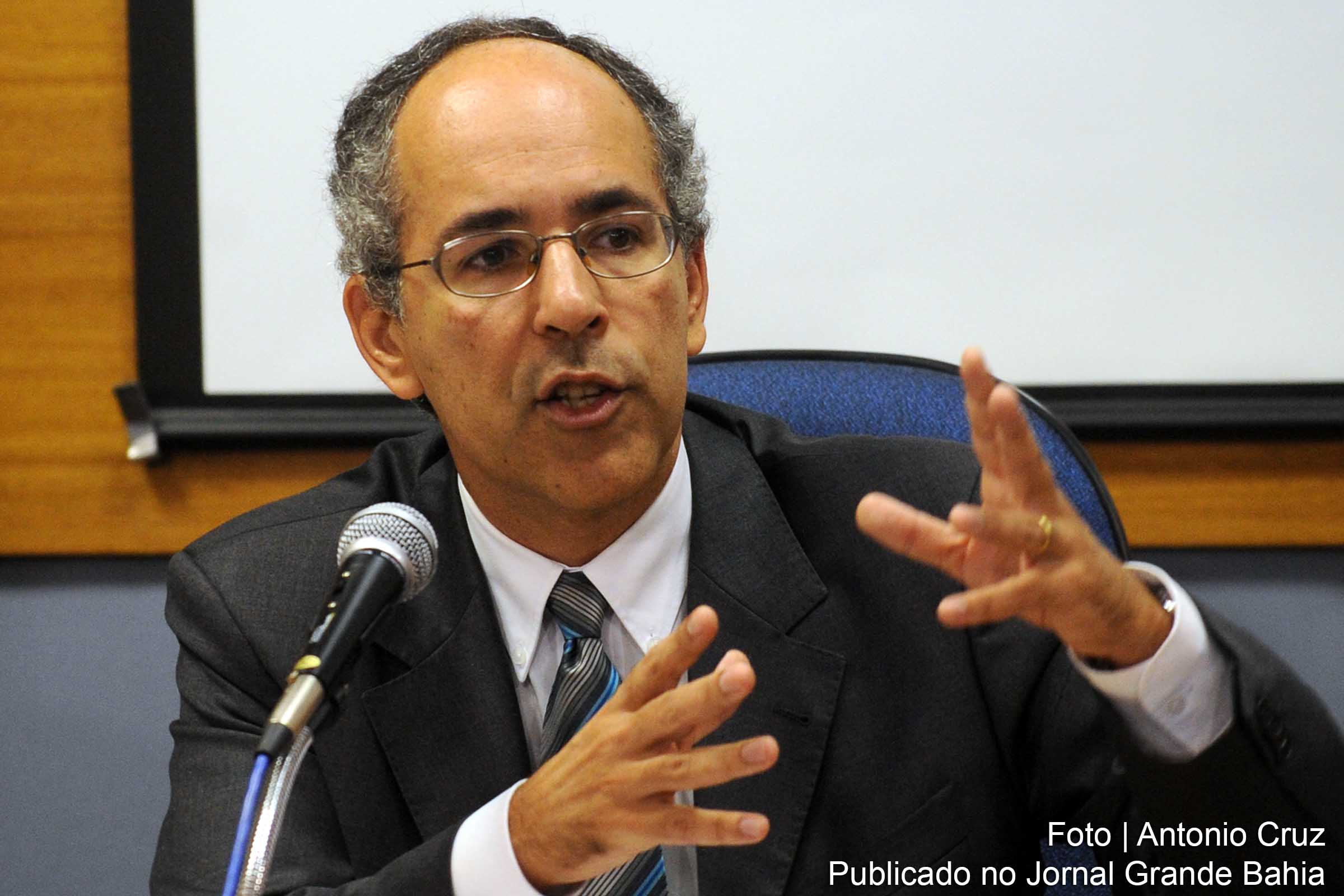 Diplomata defende adesão do Brasil a acordo sobre registro de marca