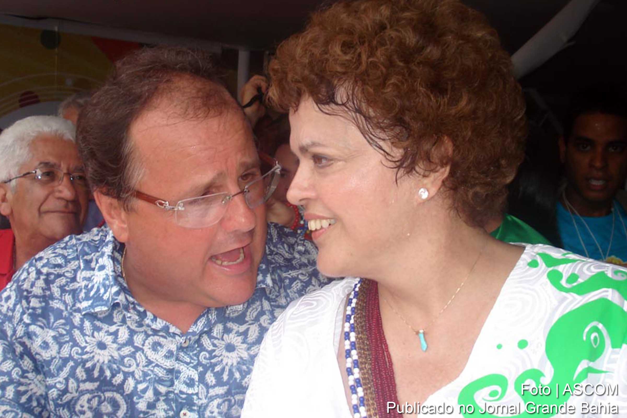 Tradicional folião do Carnaval baiano, o ministro Geddel Vieira Lima considerou importante a presença da ministra Dilma no Carnaval baiano.