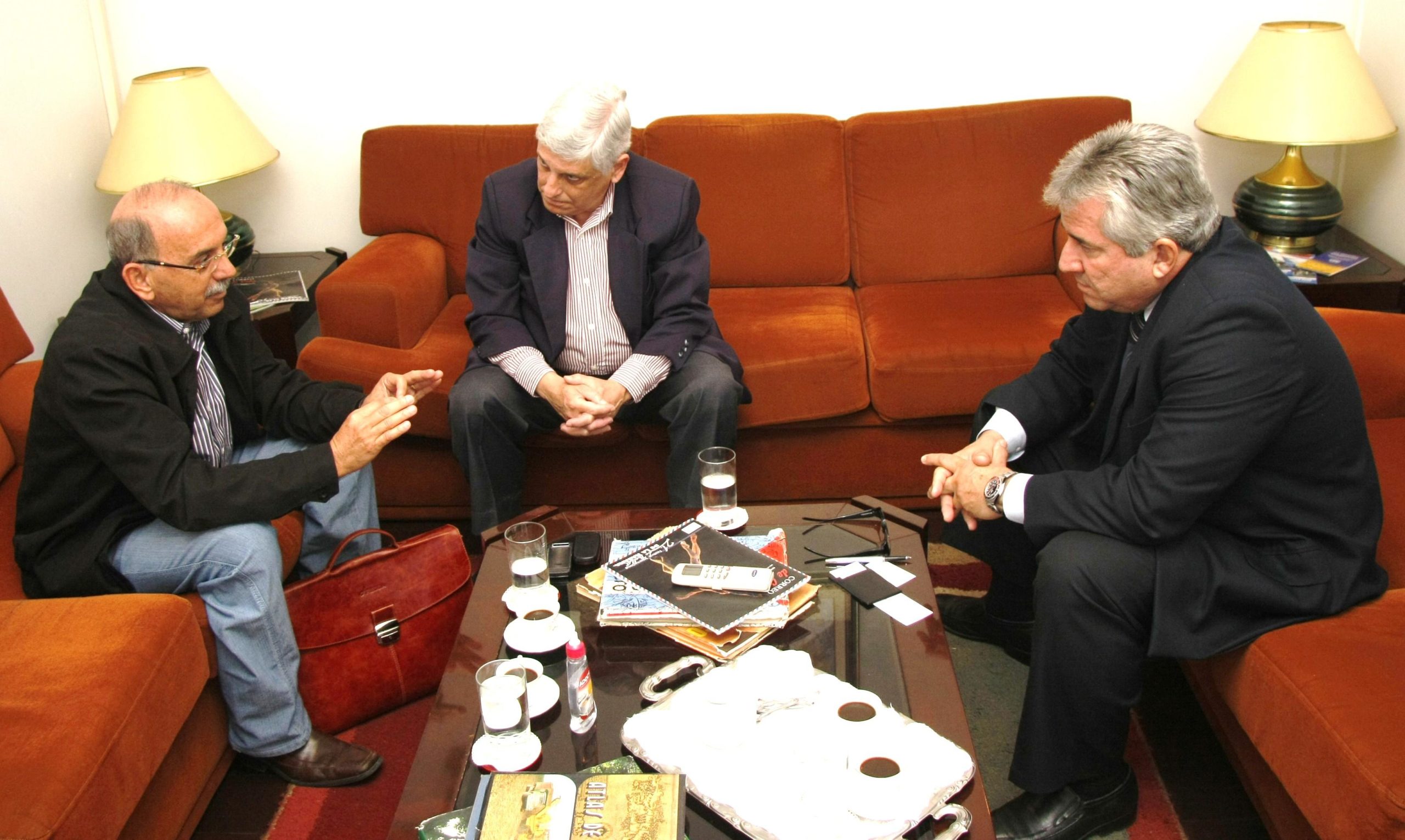 Jolival Soares, bioquímico; Carlos Rafael Zamora, embaixador de Cuba Carlos e Edisel Rosário, Secretário de Tecnologia Médica e Cientifica.