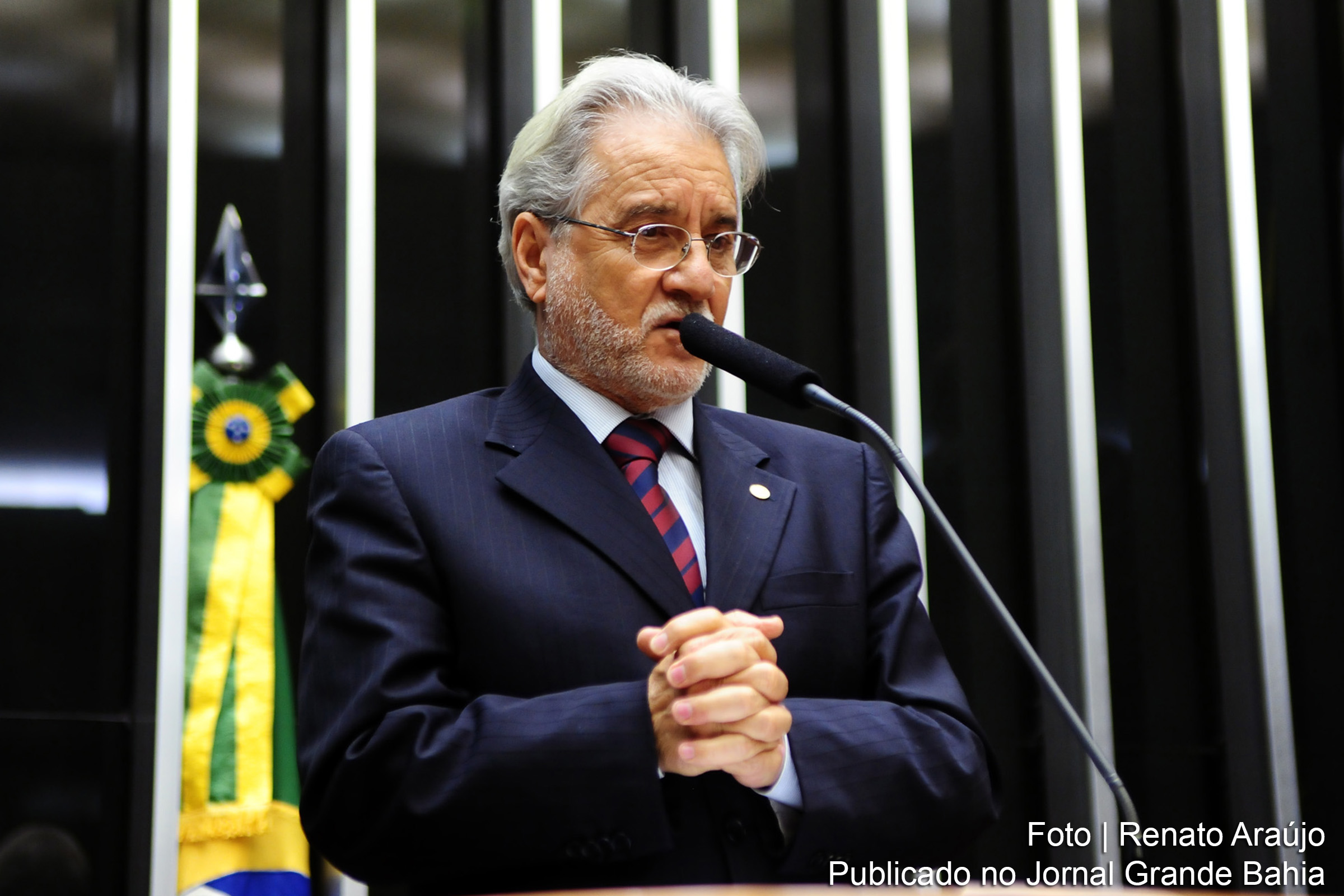 Irregularidades ameaçam município de Pedro Alexandre, alerta deputado federal Emiliano José