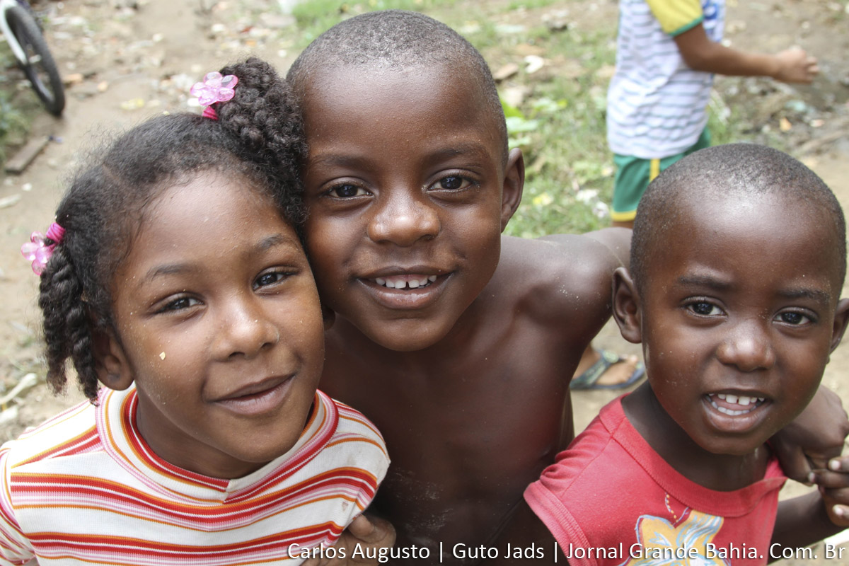 Toda criança tem direito à escola. Justiça acata pedido do MPF em Feira de Santana e determina que a União garanta a matrícula, na primeira série do ensino fundamental, de alunos que completarem seis anos até o final do ano letivo.