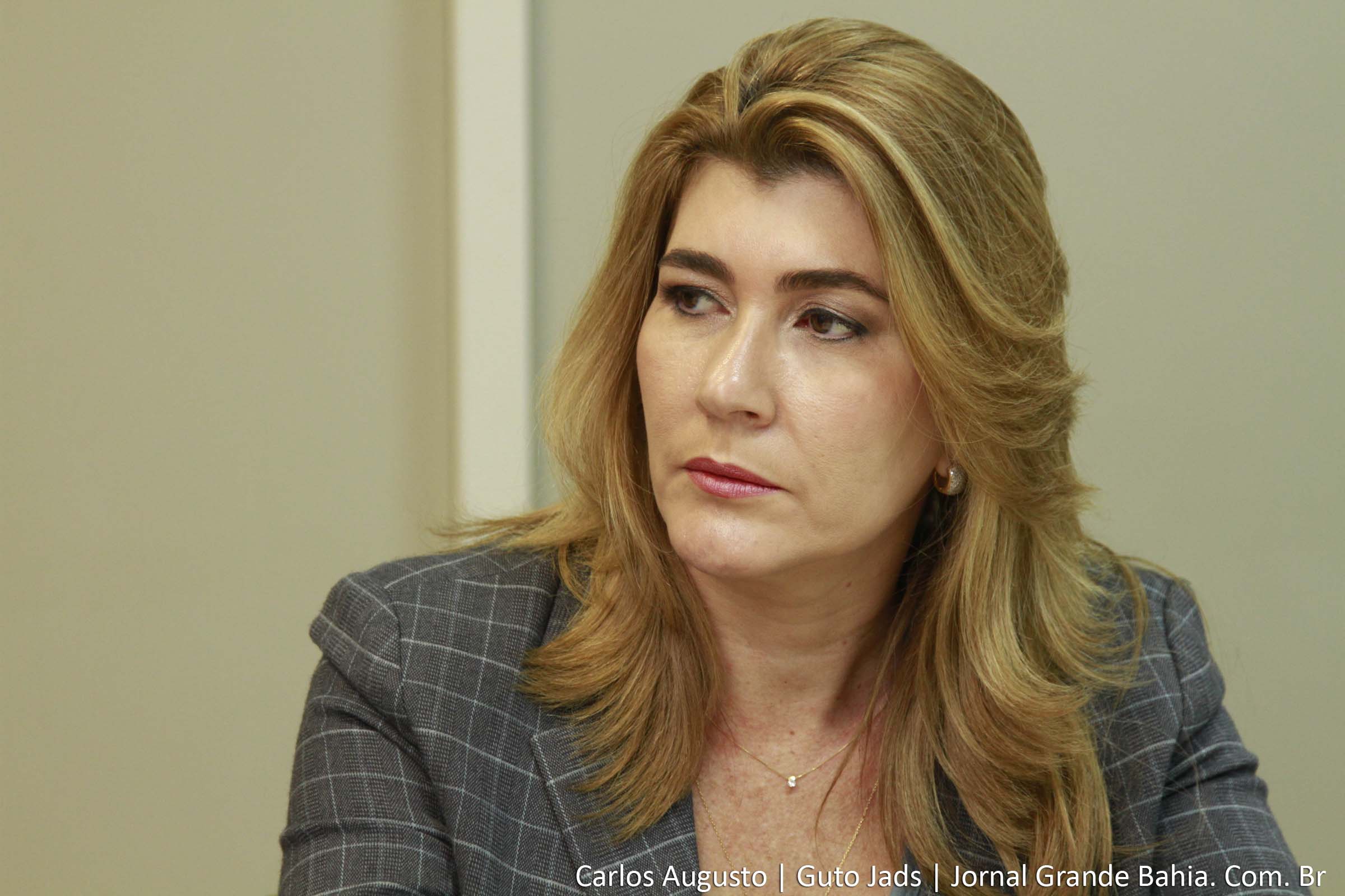 Deputada Graça Pimenta alerta: “Talvez esses avanços tenham feito as pessoas perderem o medo da doença e não usarem os preservativos nas práticas sexuais. Porém, mesmo tratável, a AIDS é uma doença. E uma enfermidade sempre gera prejuízos ao organismo." (Foto: Carlos Augusto (Guto Jads) - Jornal Grande Bahia)