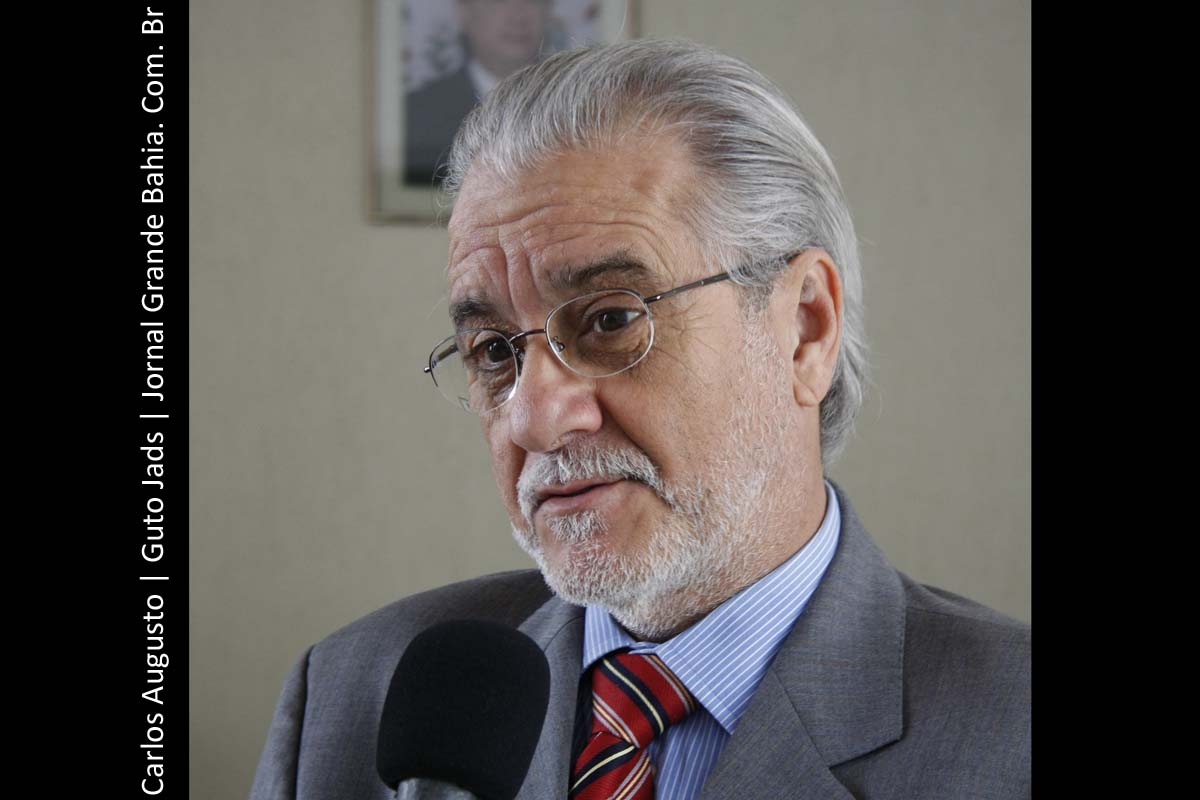 Sócrates e Lula | Por Emiliano José