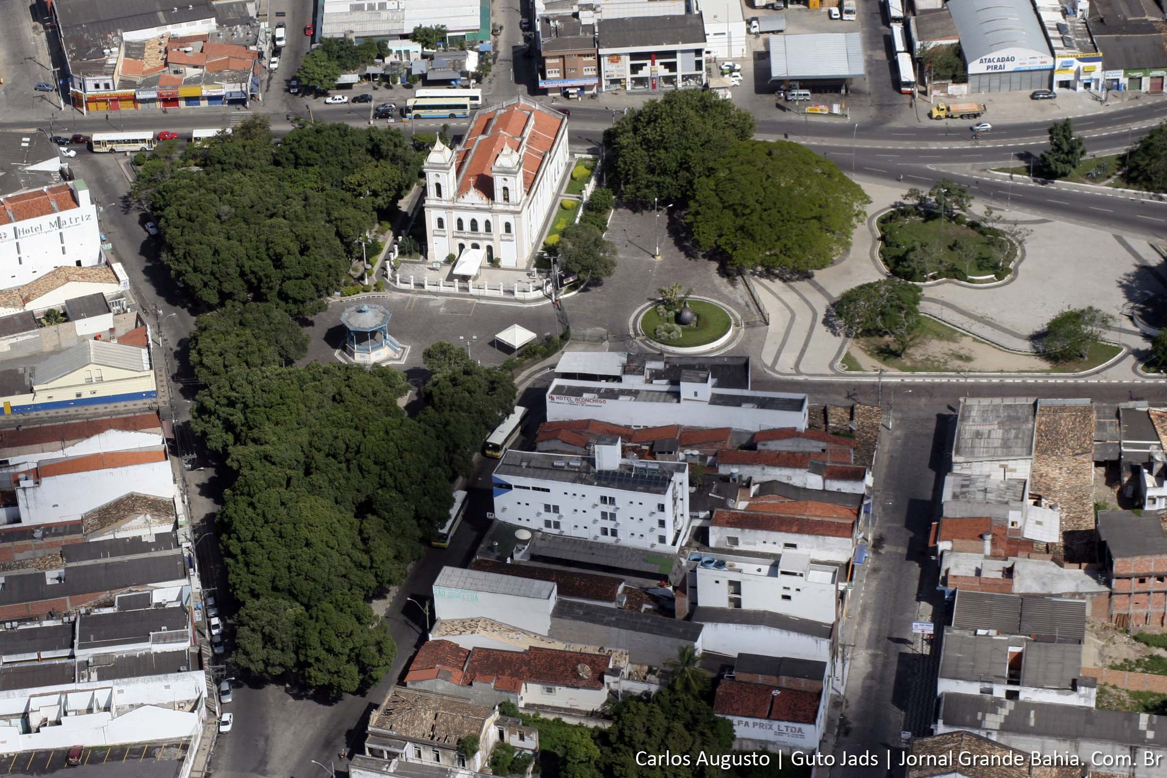 Em Feira de Santana, anunciadas a Festa de Sant’Ana e a licitação das praças da Matriz. - (Foto: Carlos Augusto (Guto Jads) - Jornal Grande Bahia)