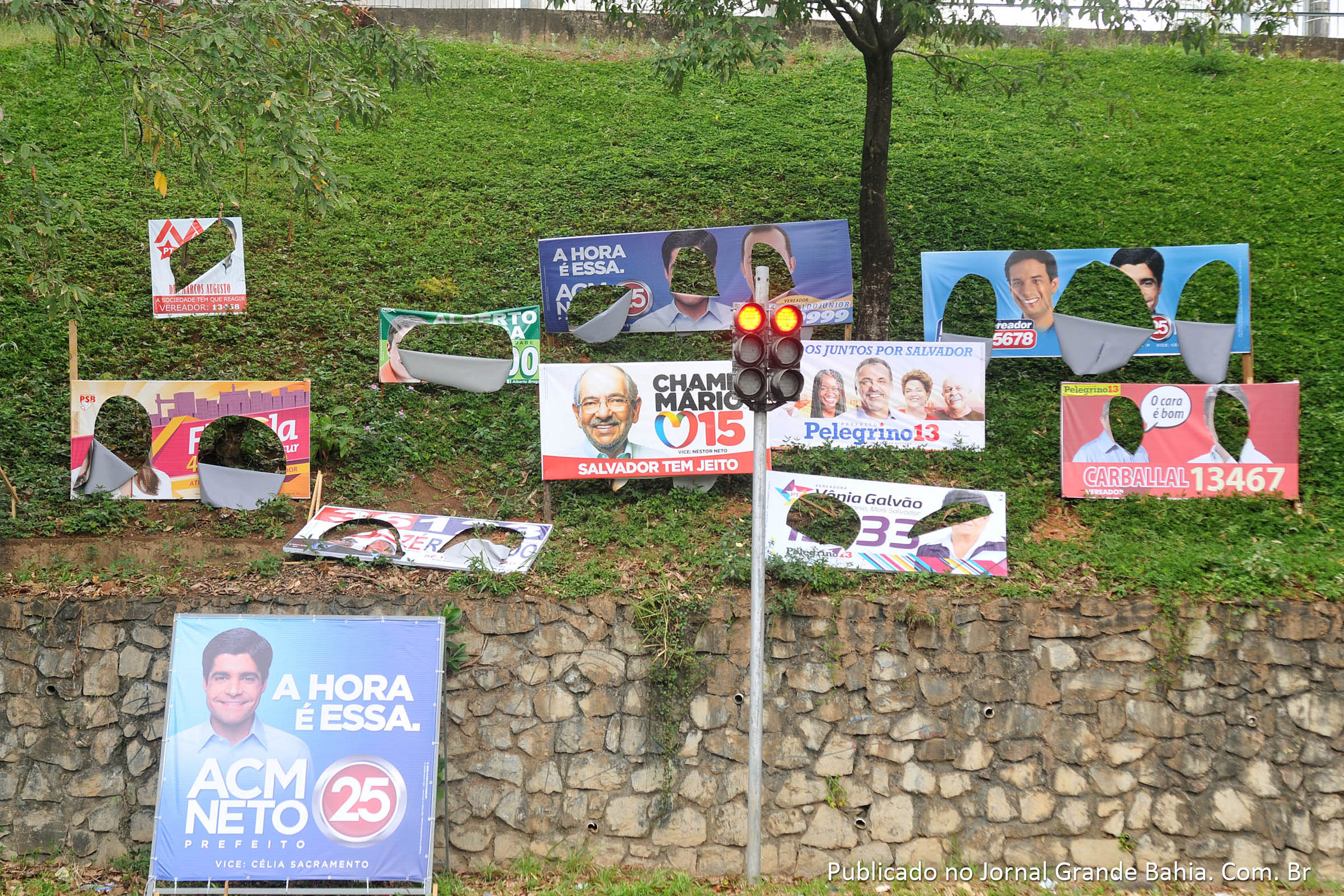 Equipe de ACM Neto flagra ataque de Nelson Pelegrino.