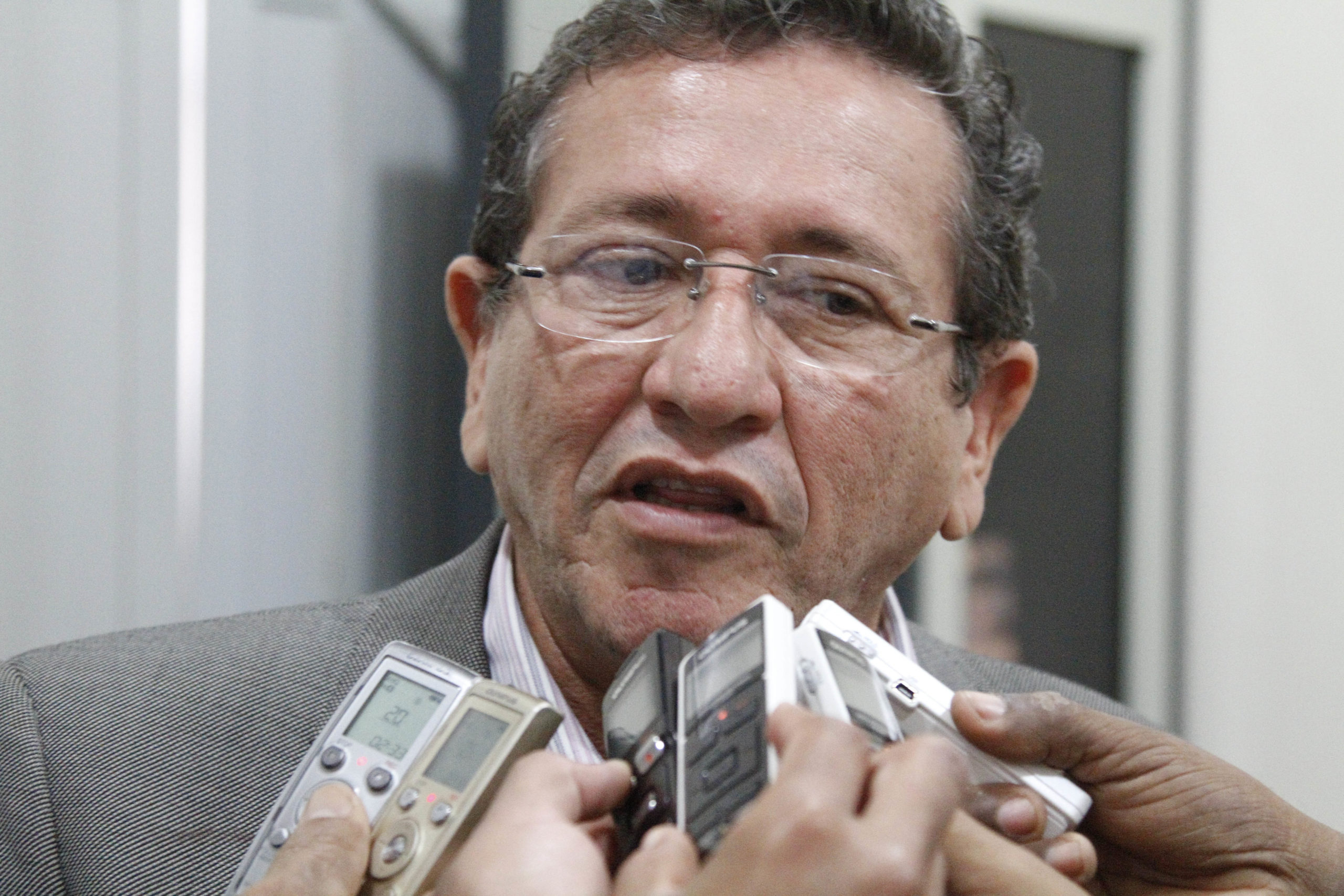 Prefeito de Camaçari,Luiz Carlos Caetano, é punido por irregularidades em convênio. (Foto: Carlos Augusto (Guto Jads) - Jornal Grande Bahia)