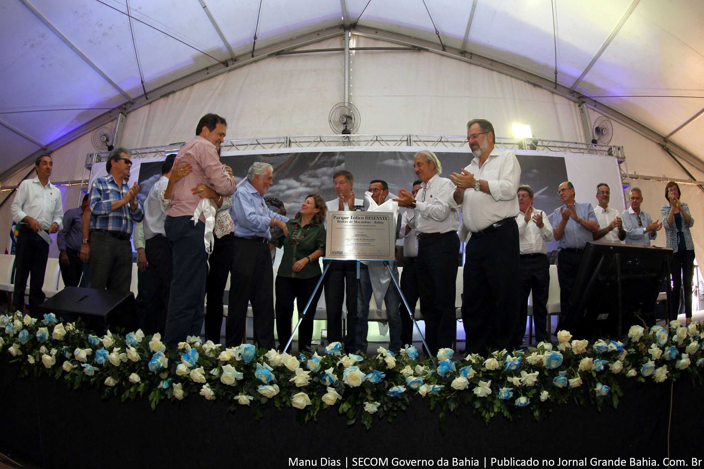 Governador Jaques Wagner participa da inauguração das Centrais Geradoras Eólicas no município de Brotas de Macaúbas.