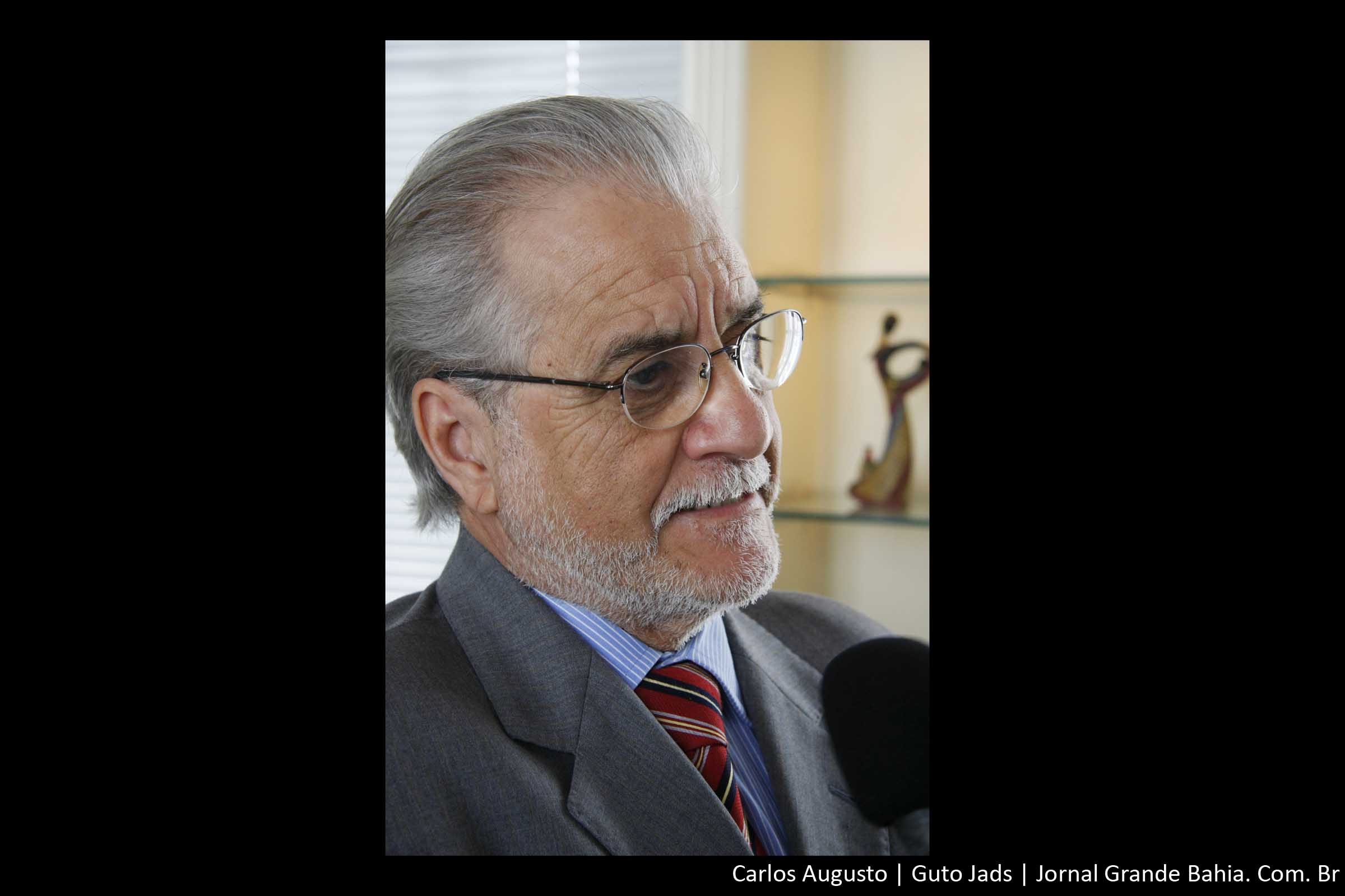 Emiliano José é jornalista, escritor e deputado federal. (Foto: Carlos Augusto | Jornal Grande Bahia)