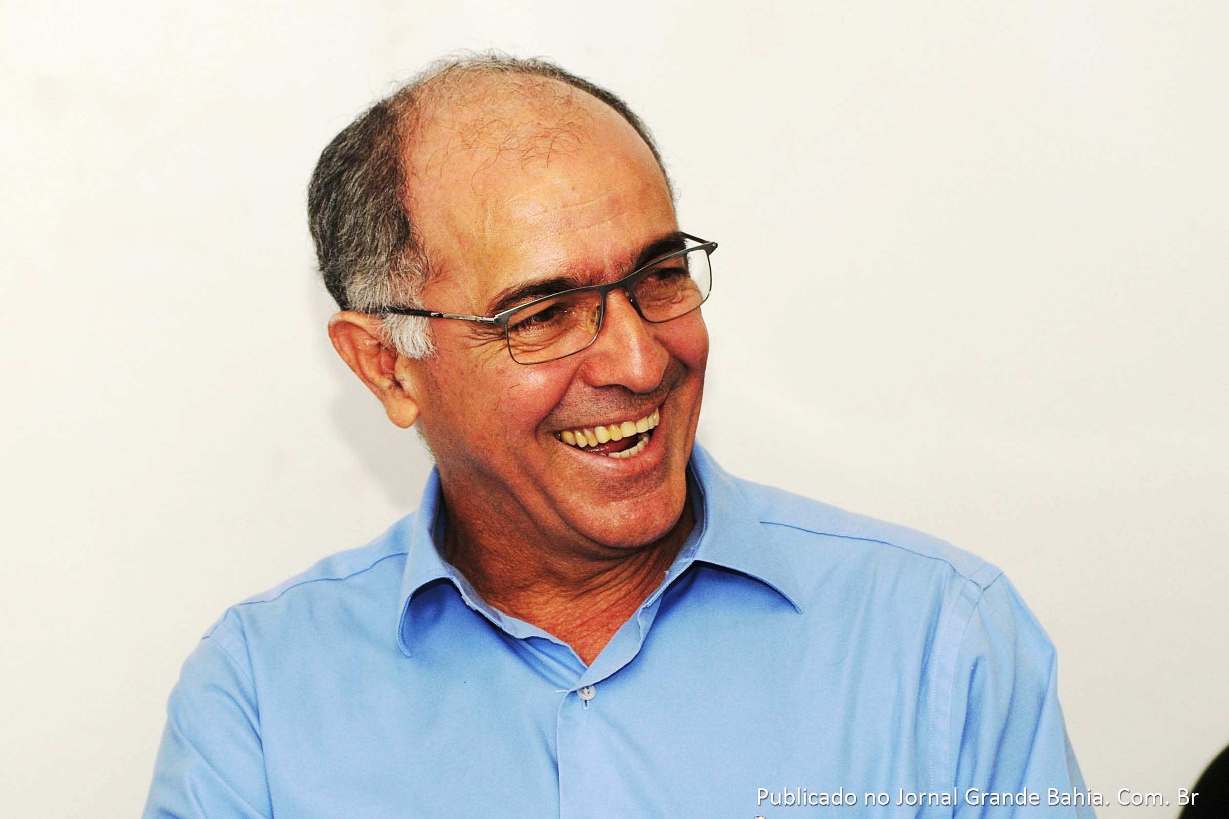 “Baiano burro nasce morto, diz a sabedoria popular. Mas o PT insiste em subestimar a inteligência do povo da Bahia”, diz o presidente estadual do Democratas, José Carlos Aleluia.