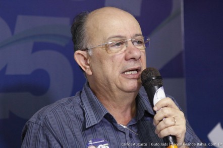 José Ronaldo de Carvalho, prefeito de Feira de Santana.
