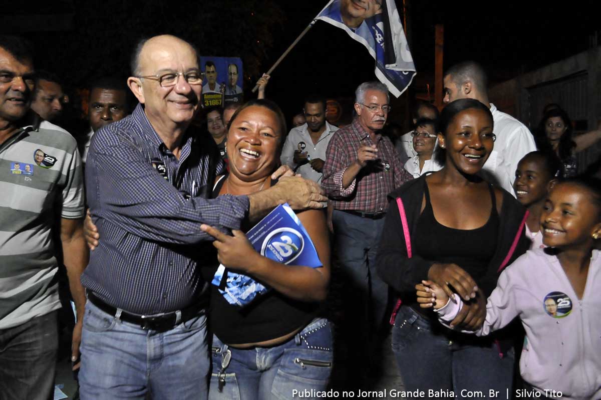 José Ronaldo é recebido com samba no Sítio Novo, Diadema e Marcos Figueiredo.