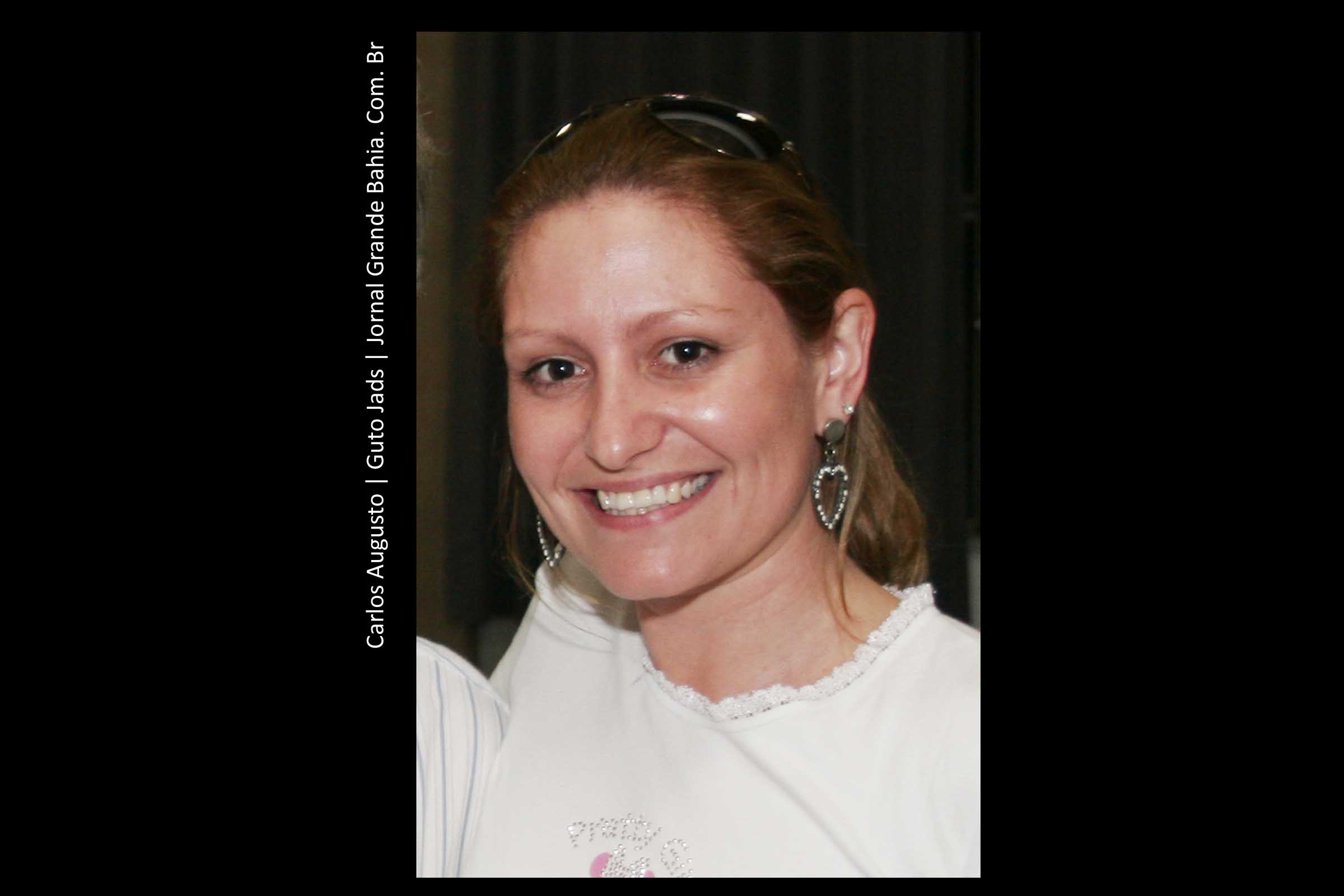 Élica Paiva: “O Reconhecimento do nosso curso é uma grande conquista para a nossa Instituição e também para Feira de Santana e região. Conquista que vem reafirmar a excelência do ensino do Jornalismo por um corpo docente de qualidade e de uma estrutura de laboratórios e sala de aula que atende, de forma eficiente, as demandas do curso”.