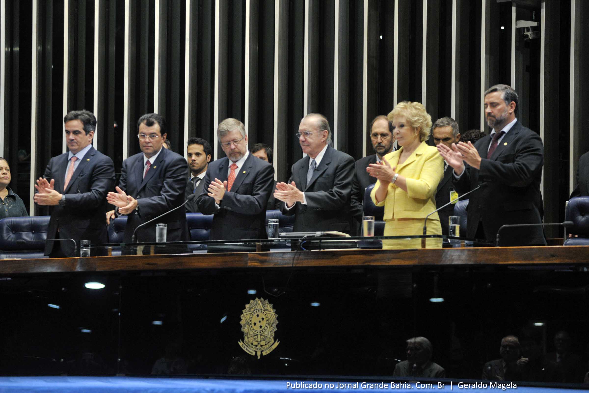 Sessão do Congresso Nacional para promulgação da Emenda Constitucional (EC) 71/2012, que institui o Sistema Nacional de Cultura. Mesa (E/D): senadores Ciro Nogueira (PP-PI) e Eduardo Braga (PMDB-AM); presidente da Câmara dos Deputados, Marco Maia (PT-RS); presidente do Senado, José Sarney (PMDB-AP); ministra da Cultura, Marta Suplicy; deputado federal Paulo Pimenta (PT-RS).