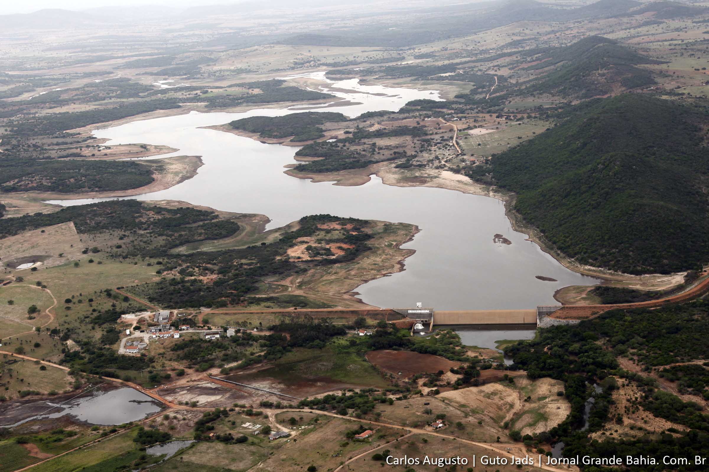 Seca diminuiu o nível da Barragem de Ponto Novo, localizada no rio Itapicuru-açu, em Ponto Novo, provocando reflexos na produção agronegócio da Bahia.