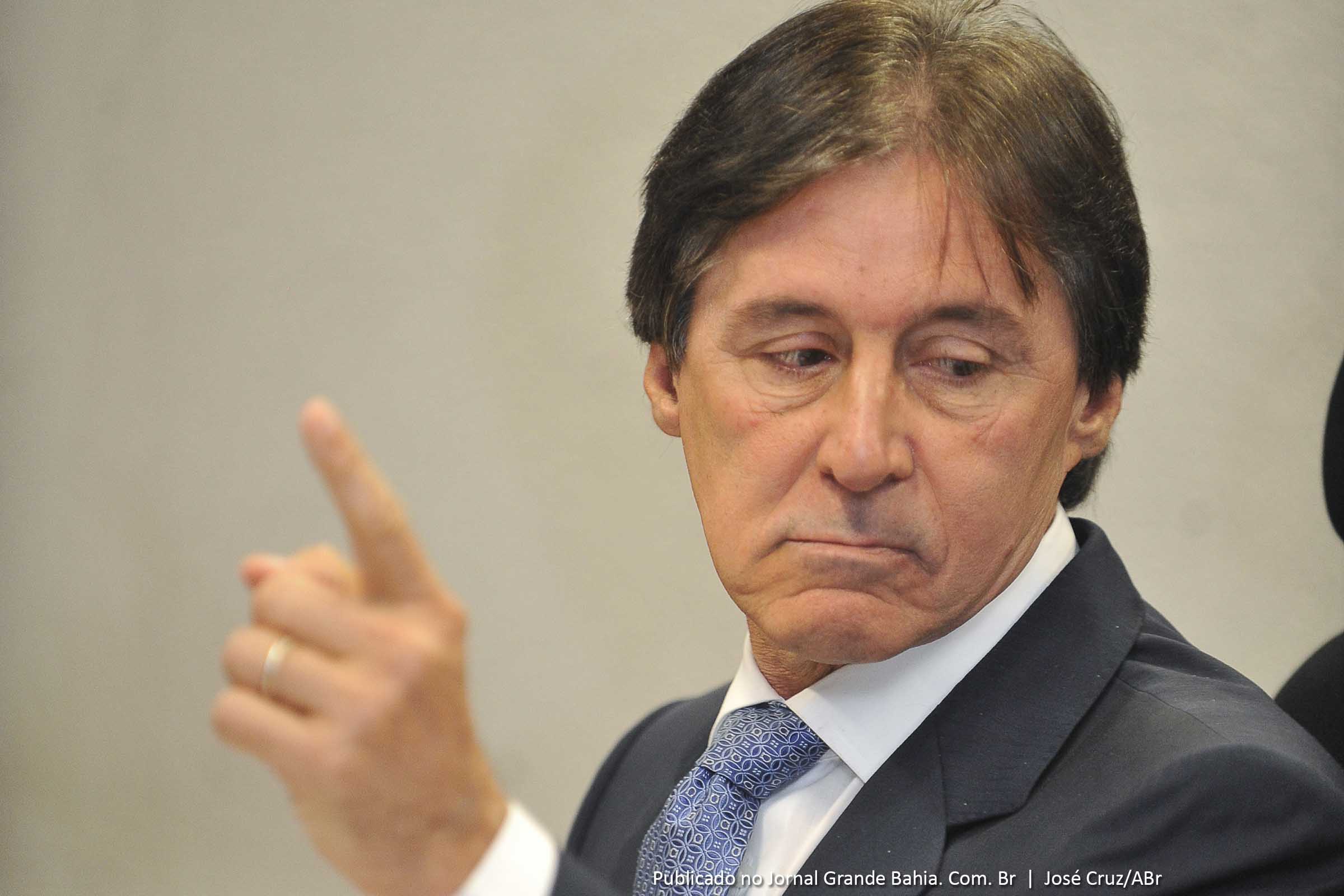 O senador Eunício Oliveira (CE) é o novo líder do PMDB no Senado.