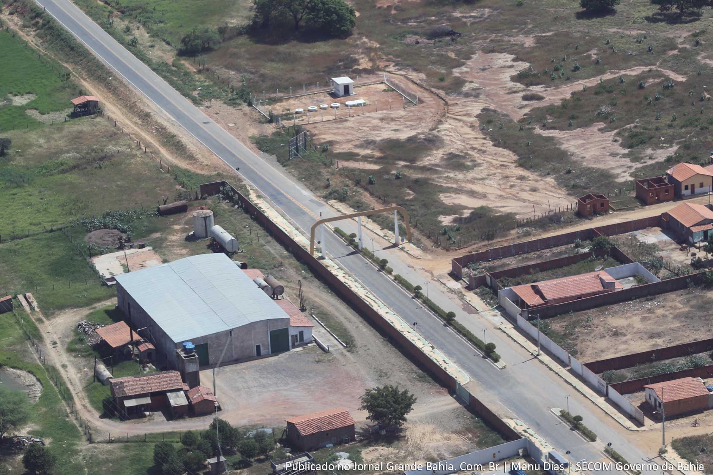 Estrada recuperada em Iuiú.