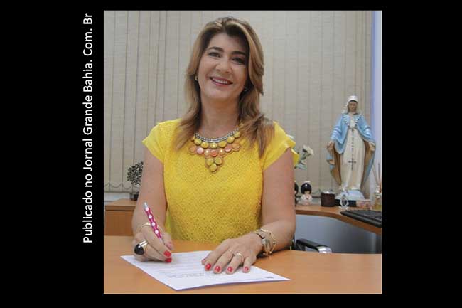 Graça Pimenta: “Considero muito importante debater e definir questões que beneficiem o povo baiano. Por isso estou na expectativa para o retorno dos trabalhos da Casa Legislativa, onde podemos nos pronunciar a respeito de assuntos de interesse coletivo e apresentar propostas visando contribuir com o Estado. Neste meu terceiro ano de mandato quero poder fazer ainda mais pelos municípios baianos"