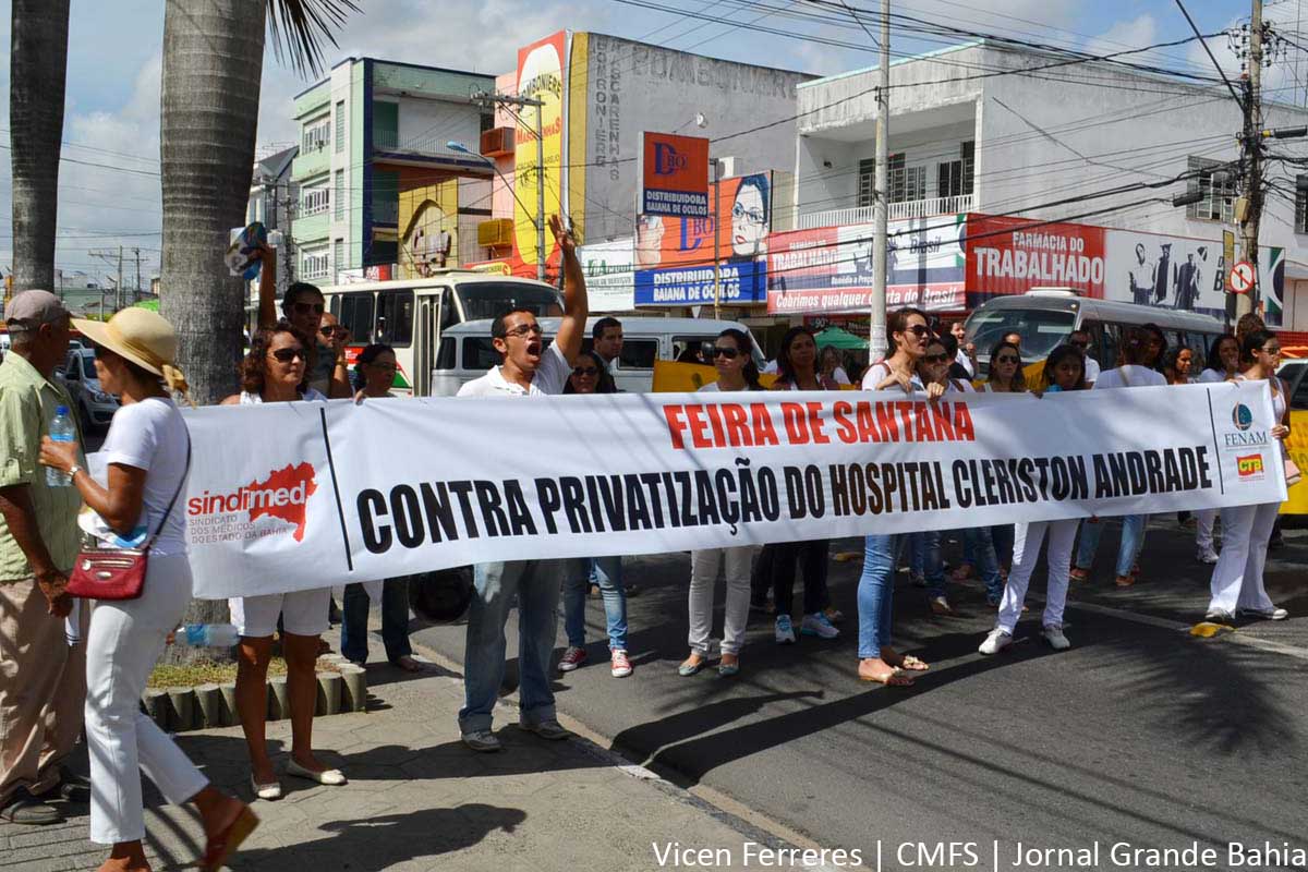 Funcionários do HGCA protestam.