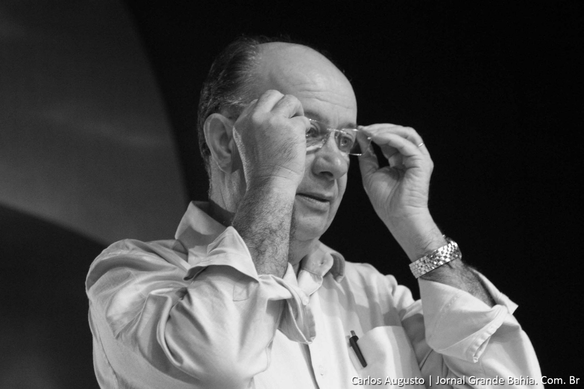 Equipe de José Ronaldo comanda município por 12 anos e resultado pode ser percebido na ineficiência do transporte público de Feira de Santana