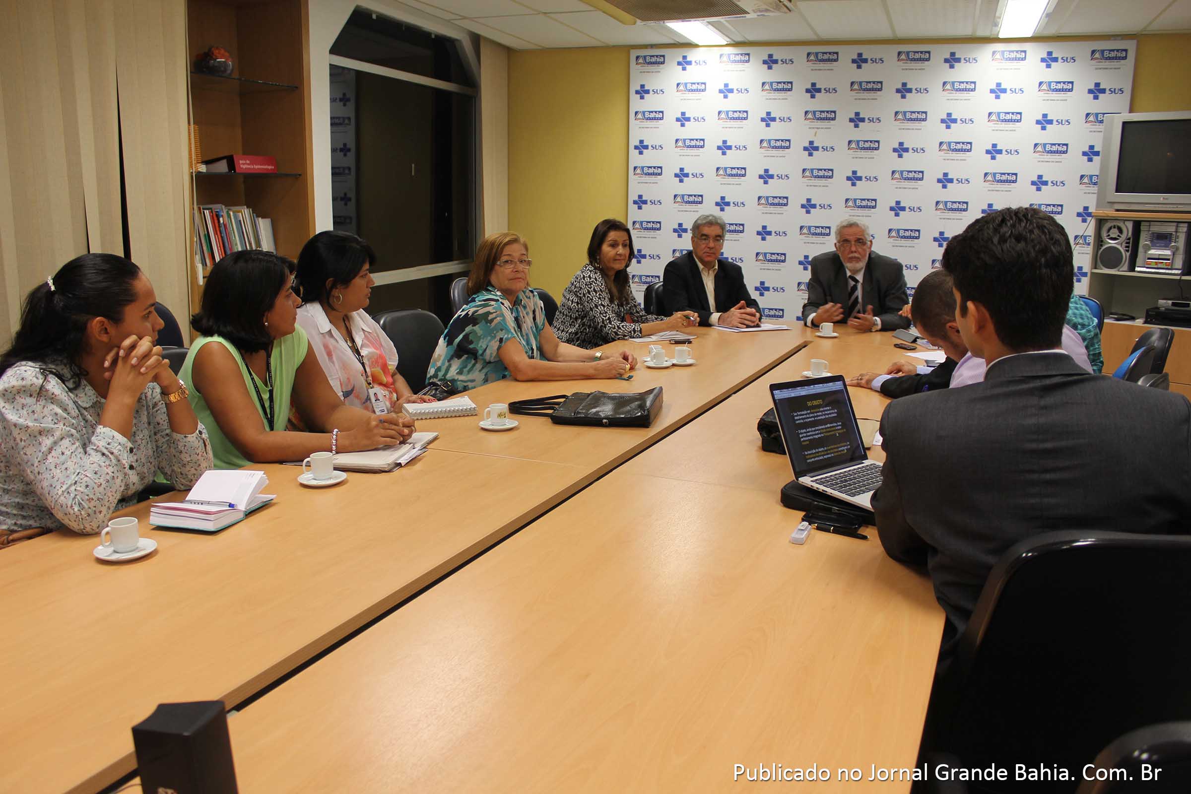“A vida funcional dos trabalhadores do HGCA vai continuar, os servidores serão mantidos, não haverá diminuição de posto, nem alteração na carga horária”, afirmou Jorge Solla.