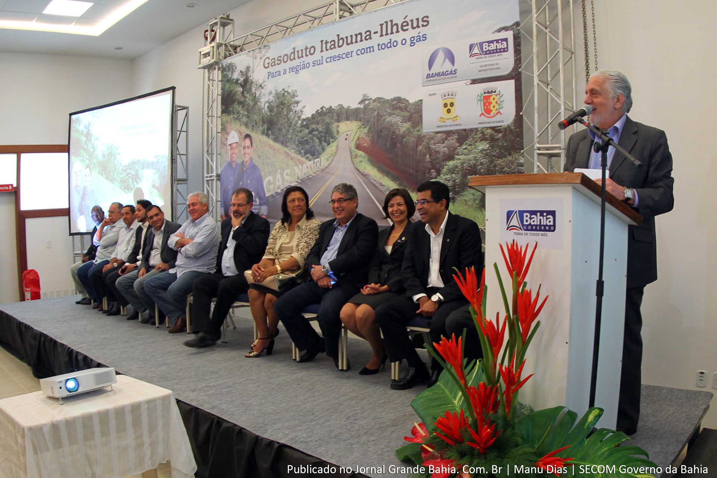 Governador Jaques Wagner lança edital de licitação para construção do gasoduto entre Itabuna e Ilhéus.