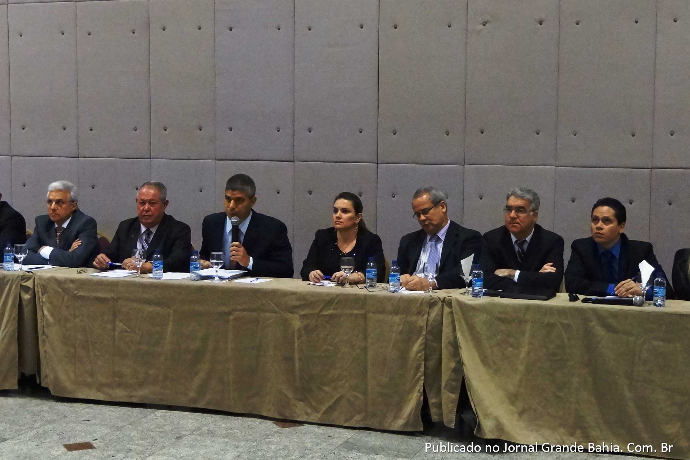 Maurício Barbosa destacou a aquisição de 10 Bases Comunitárias Móveis, 220 motocicletas e 100 viaturas para Base Comunitárias.