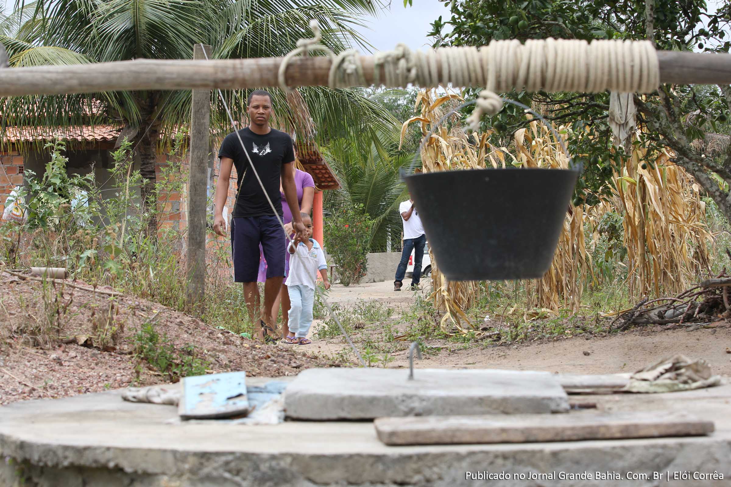 As cisternas de consumo humano de água instaladas pela Companhia de Desenvolvimento dos Vales do São Francisco e do Parnaíba (Codevasf) chegaram a mais de dez mil famílias do semiárido baiano.