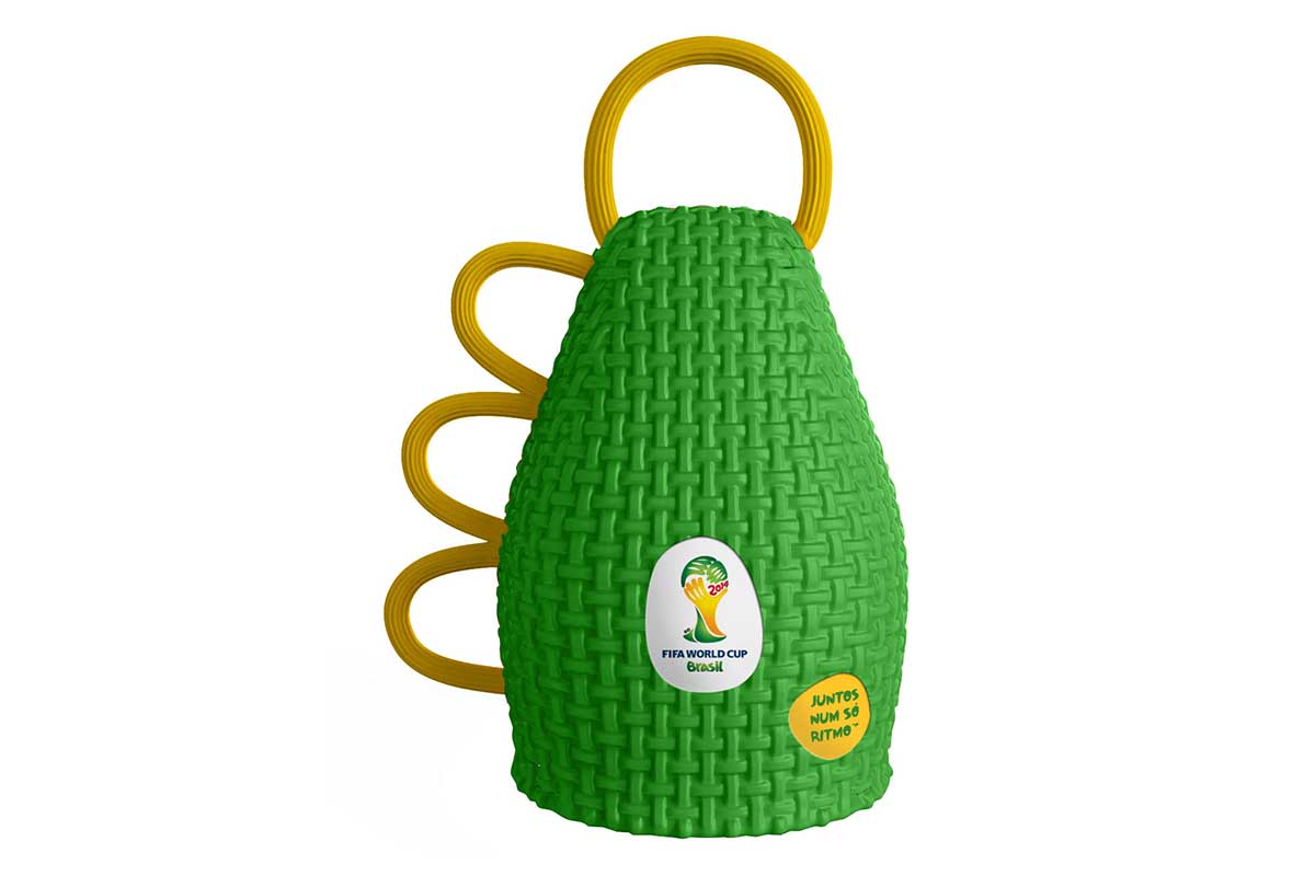 Criada pelo músico baiano Carlinhos Brown, a caxirola é uma espécie de chocalho.