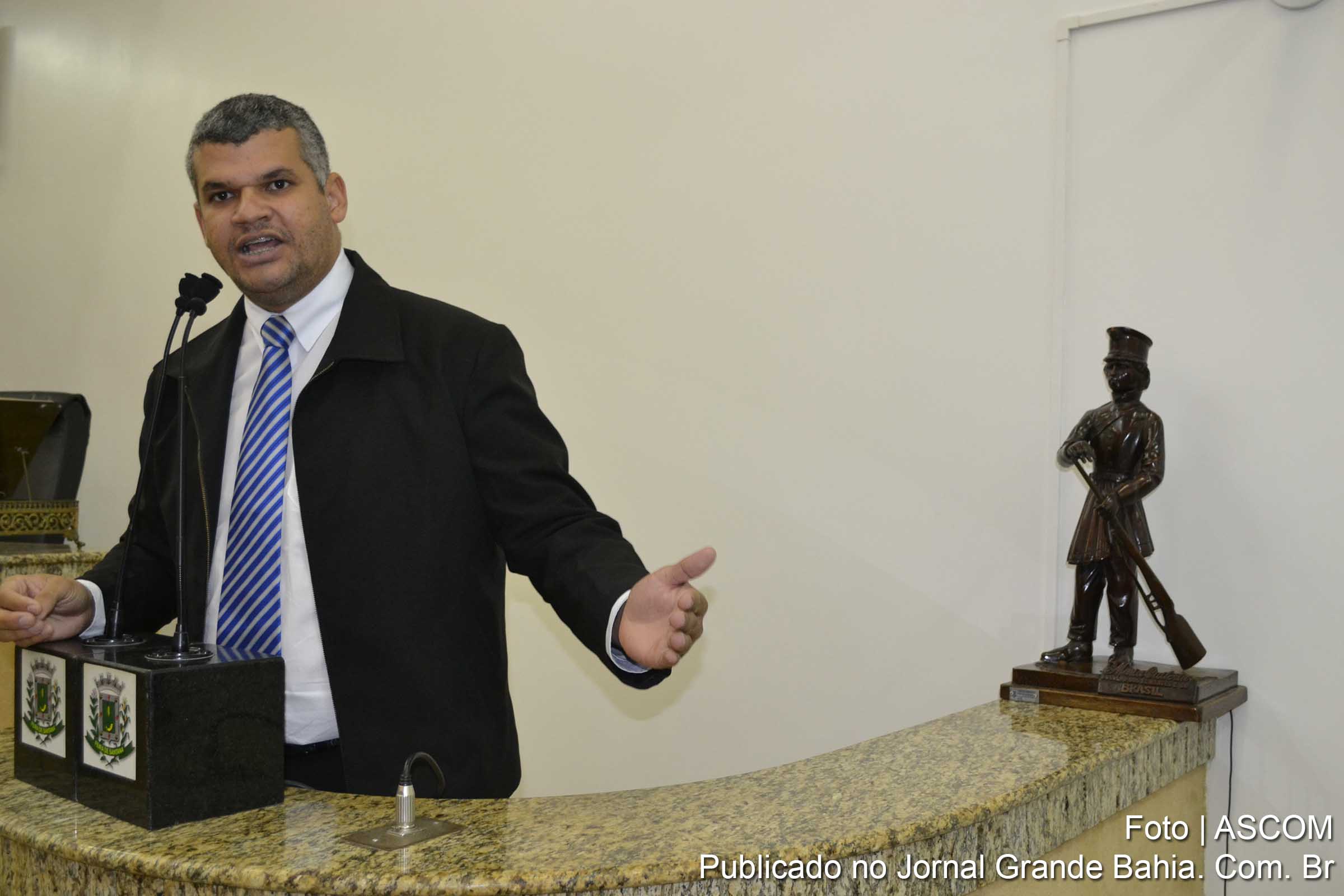 Vereador Pablo Roberto critica gestão do prefeito José Ronaldo.