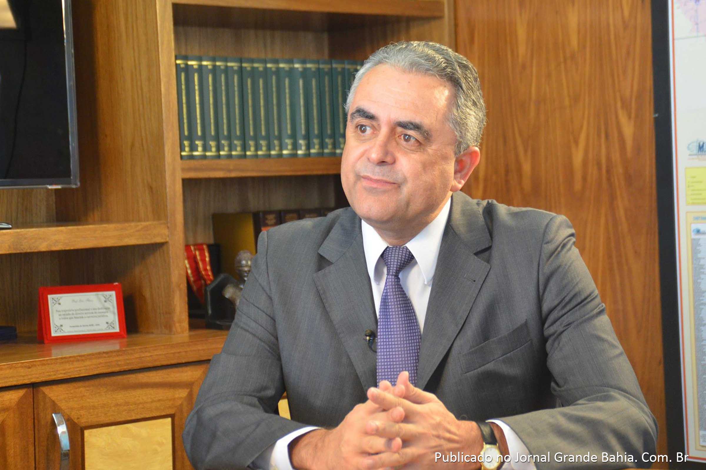 Luiz Flávio Gomes é Jurista e professor, além de Fundador da Rede de Ensino LFG.