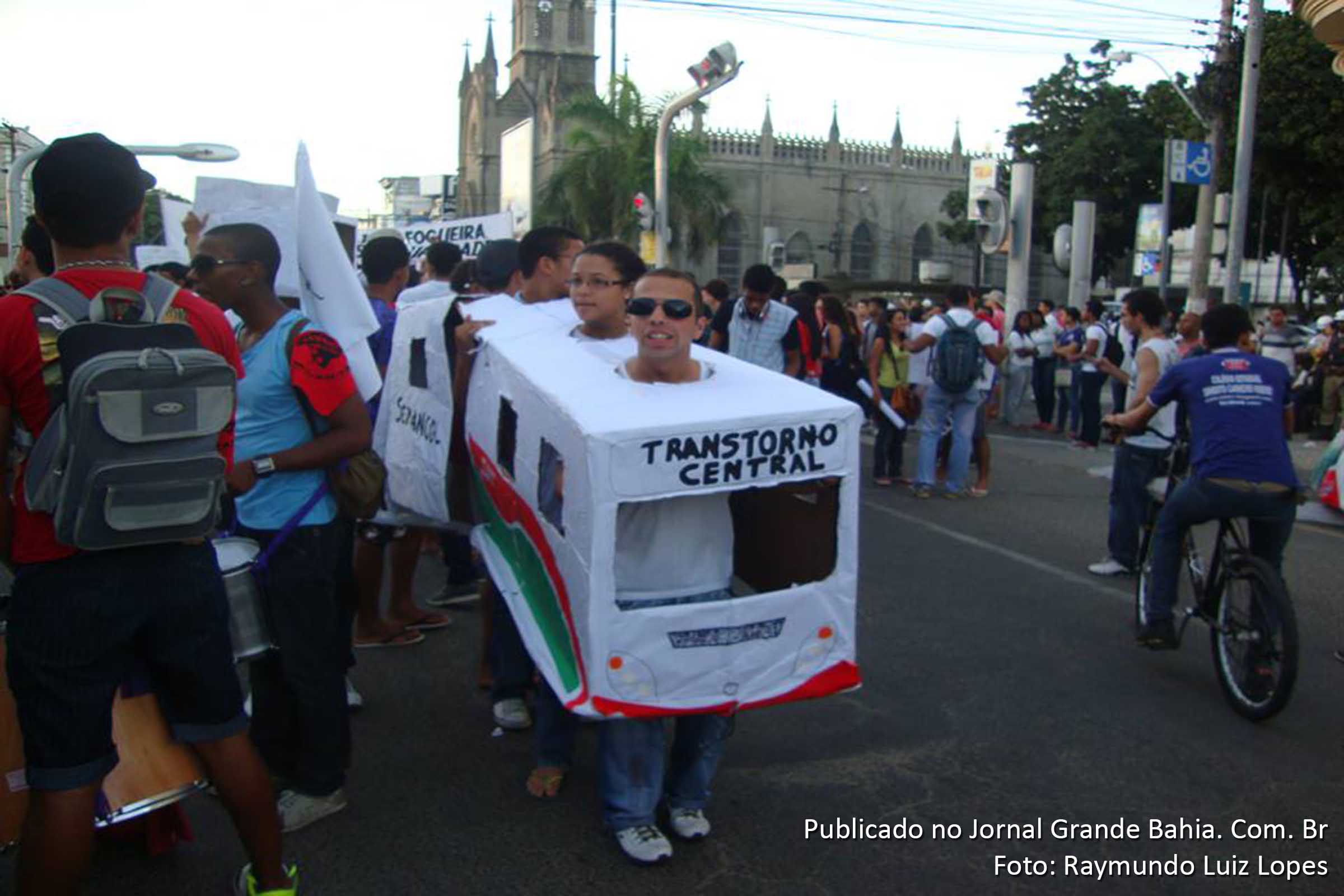 Em Feira de Santana, manifestantes regressam às ruas para o terceiro protesto do movimento ‘Vem Pra Rua FSA’