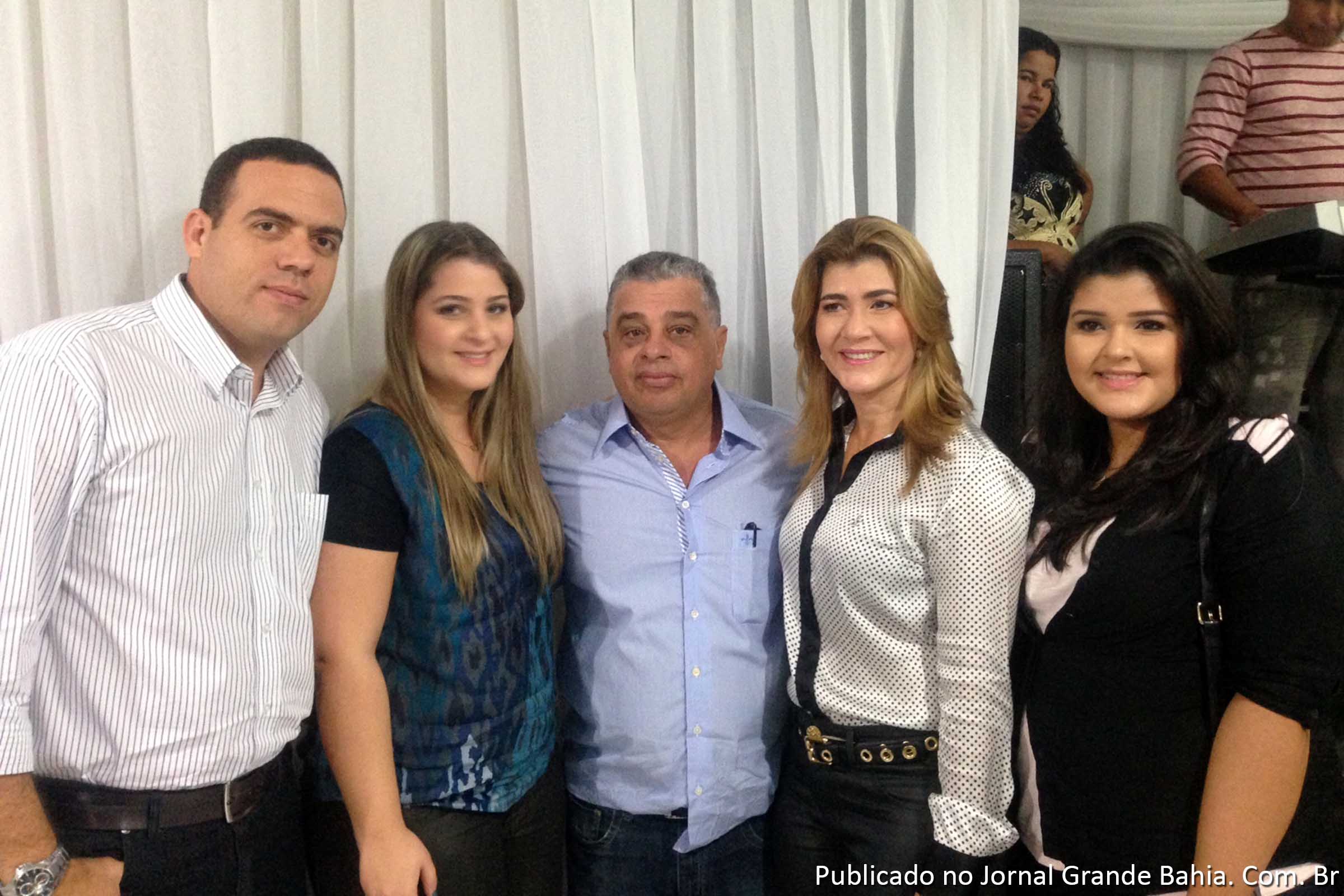 Família Pimenta celebra aniversário.