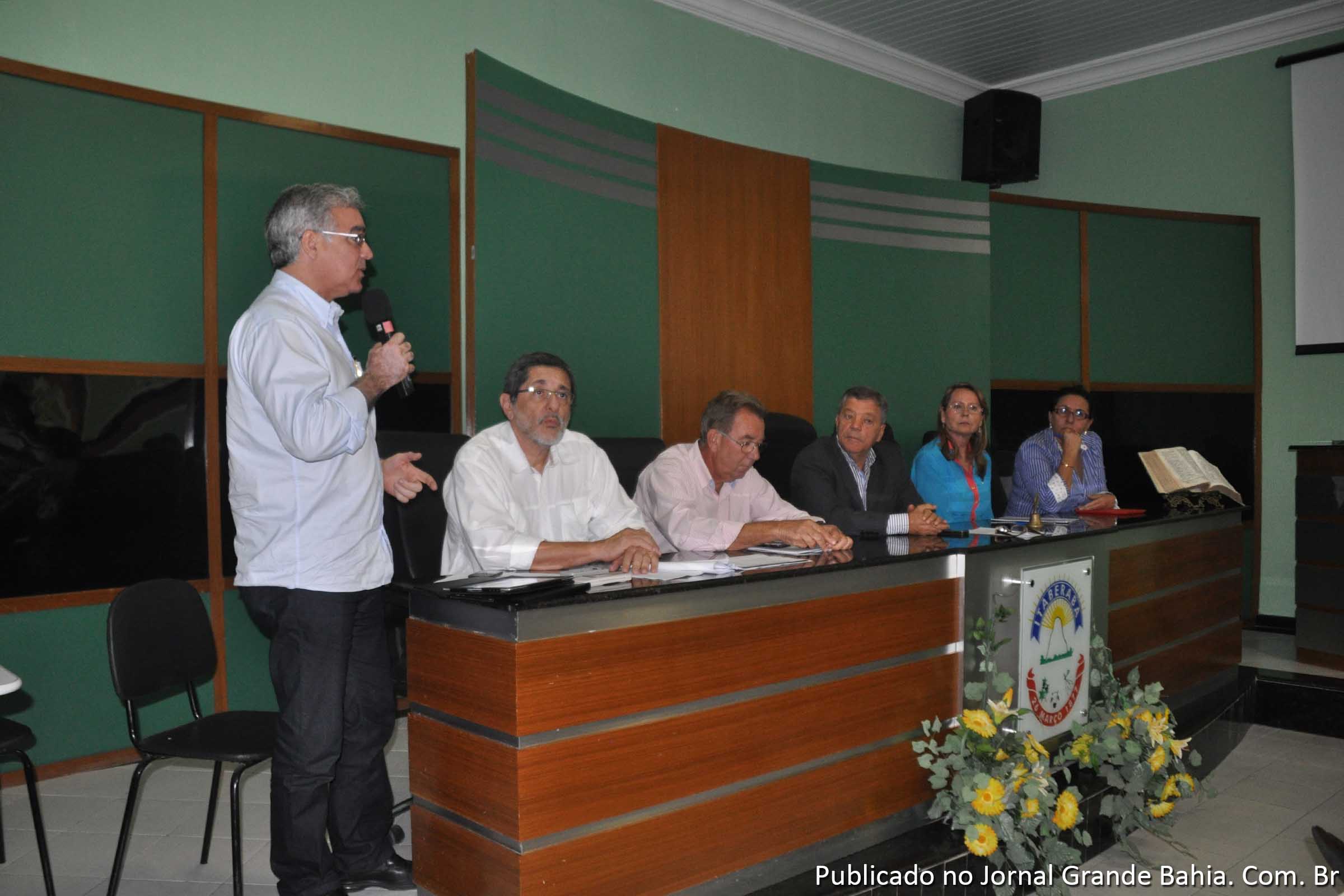 Zé Neto e José Sérgio Gabrielli participaram dos debates.