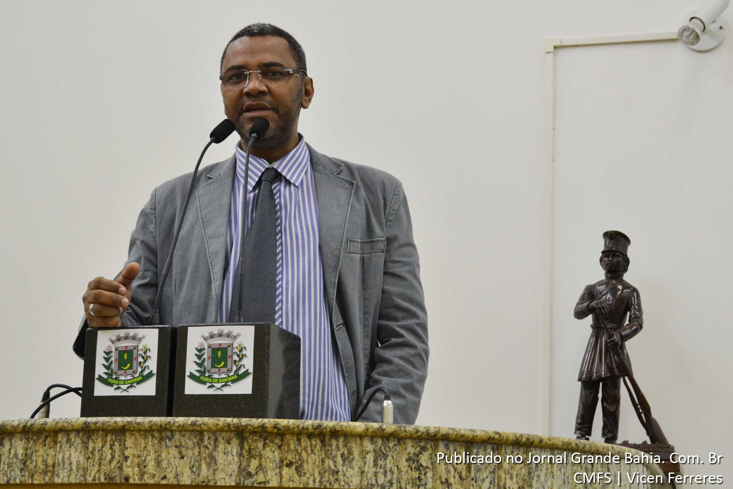 Isaías de Diogo: “Quando estava escutando hoje um programa de rádio, pude confirmar que algumas pessoas que me procuraram deram entrada na Policlínica do Feira X com alergias e outros problemas causados pelo odor exalado das empresas do CIS”