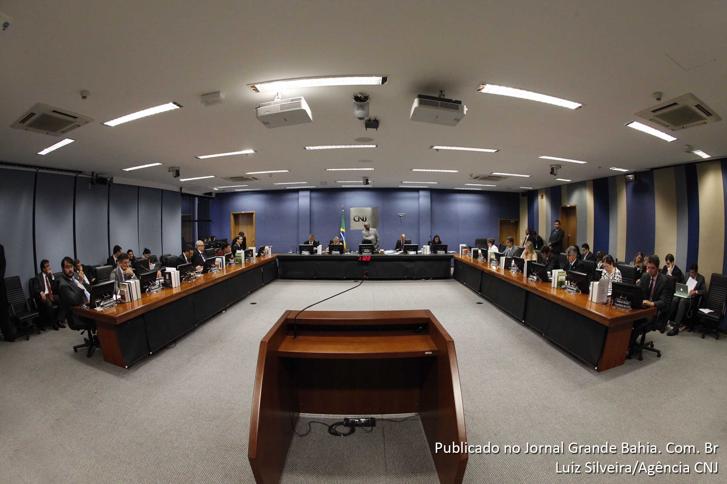 CNJ afasta juiz e vai apurar adoções irregulares na Bahia