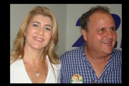 A deputada estadual Graça Pimenta se filiou ao PMDB, sendo recebida em solenidade por Geddel Vieira Lima.