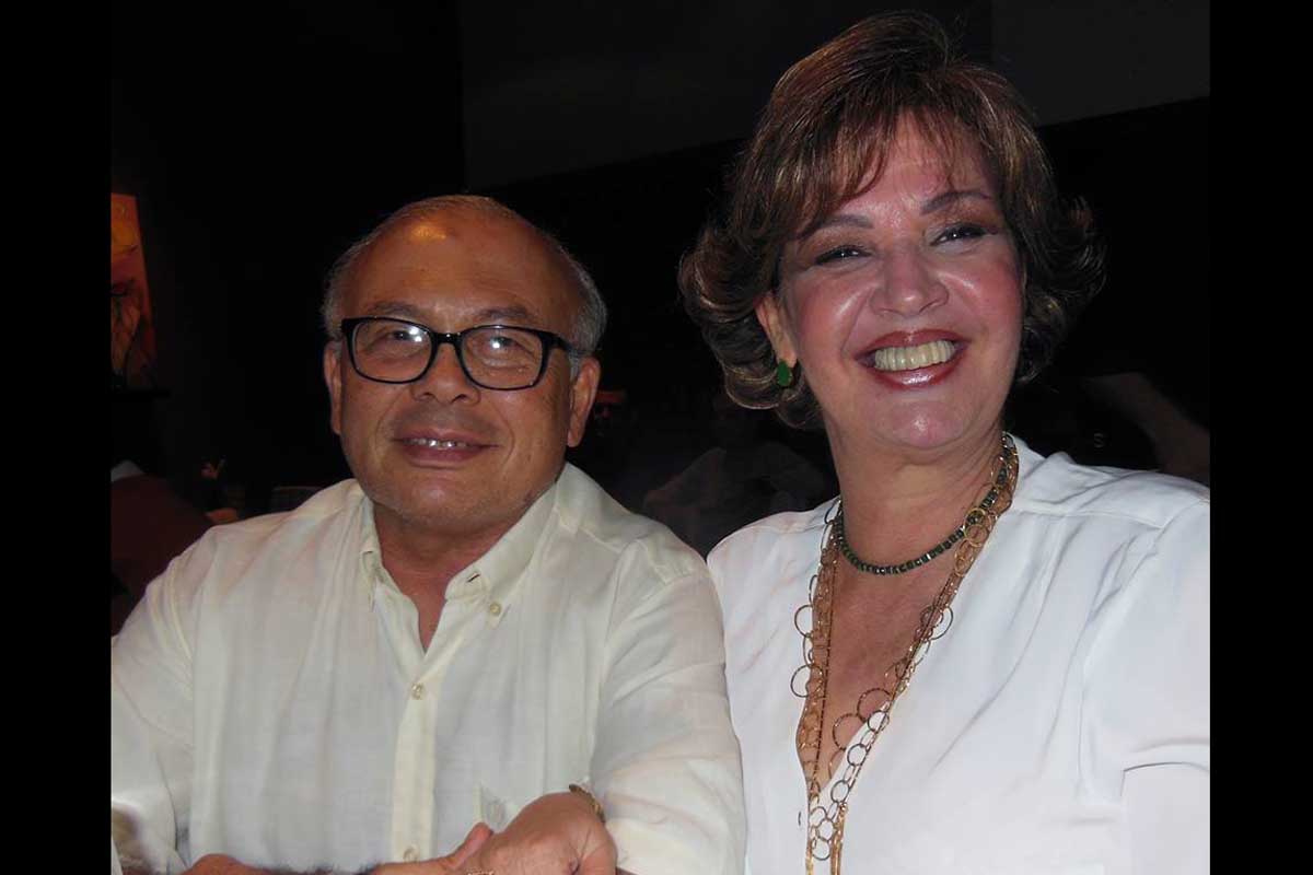 O professor José Lima e Antônia Carlinda, socialmente.