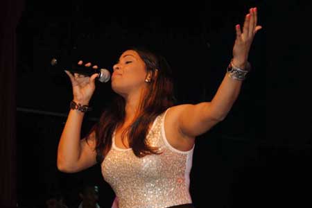 “Sambar em vão” garante primeiro lugar à cantora feirense.