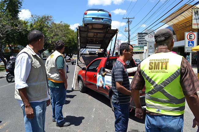Operação realizada pela prefeitura de Feira de Santana apreendeu mais de 300 veículos