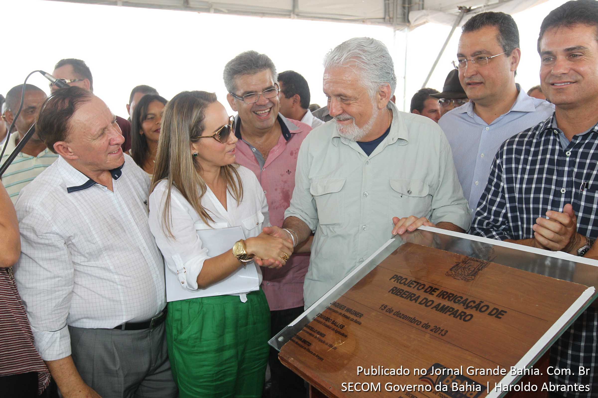 Jaques Wagner inaugura Projeto de Irrigação de Ribeira do Amparo.