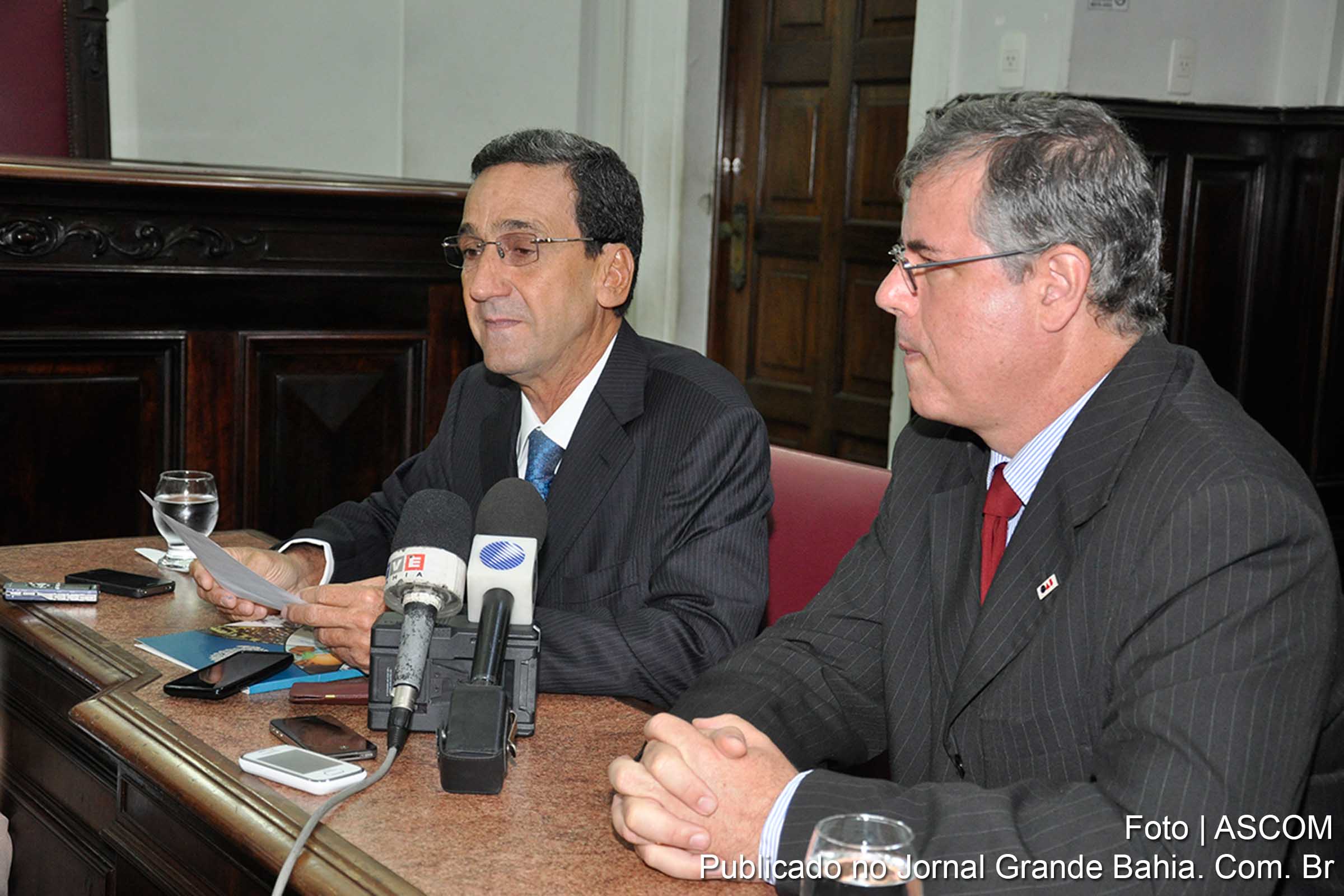 Corregedor nacional de Justiça, ministro Francisco Falcão, e o presidente da OAB/Bahia, Luiz Viana Queiroz.