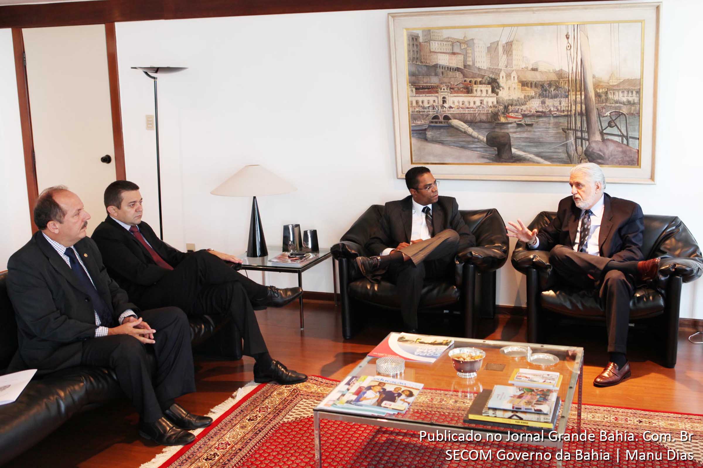José de Arimatéia, Sildevan Nóbrega e Márcio Marinho durante encontro com Governador Jaques Wagner. Deputado José de Arimatéia tem atuado intensamente na representação parlamentar.