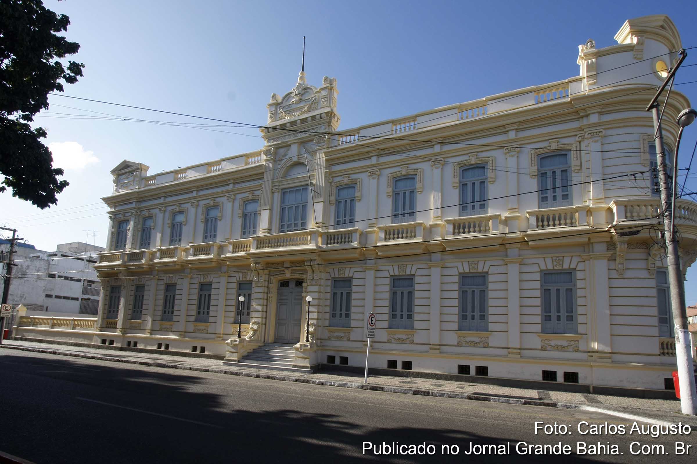 Prefeitura Municipal de Feira de Santana, Paço Maria Quitéria. (Carlos Augusto | Jornal Grande Bahia)