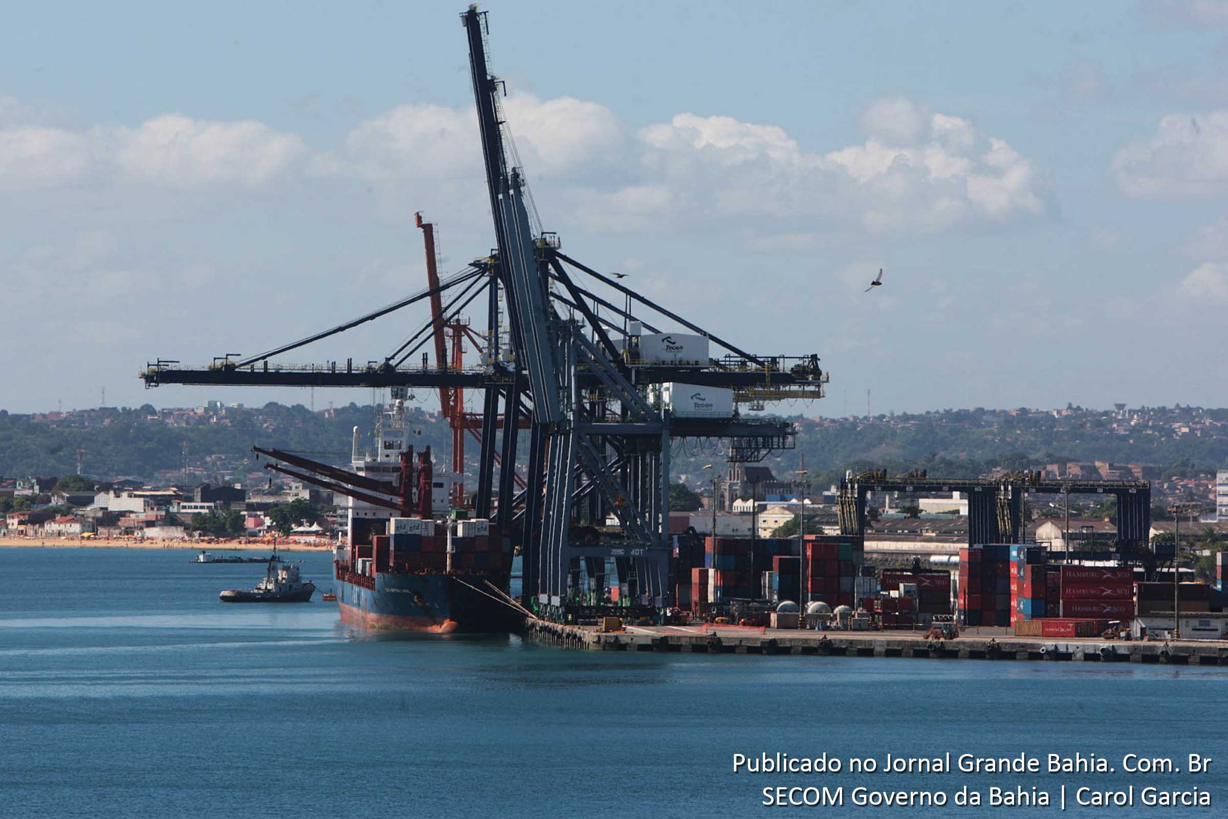Trabalhadores dos setor logístico entram em greve.