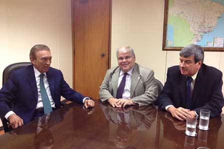 Edison Lobão, Lúcio Vieira e Colbert Martins, durante audiência com ministro de Minas e Energia.