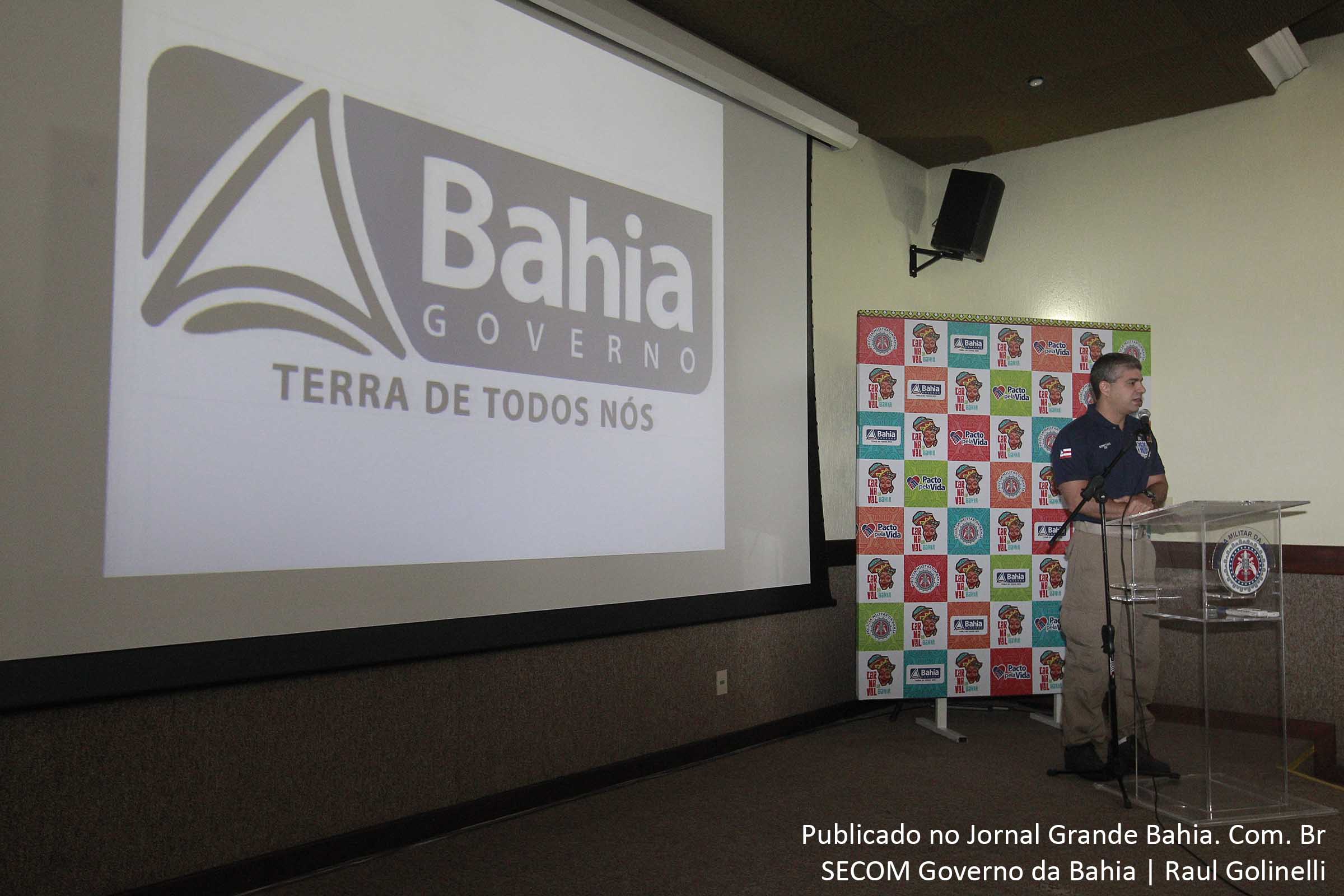 Mauricio Barbosa apresenta dados apontando queda no números da violência.