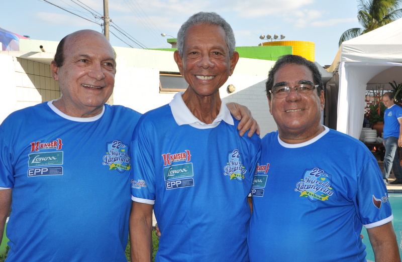 (FOTO STUDIO SUN SUN)